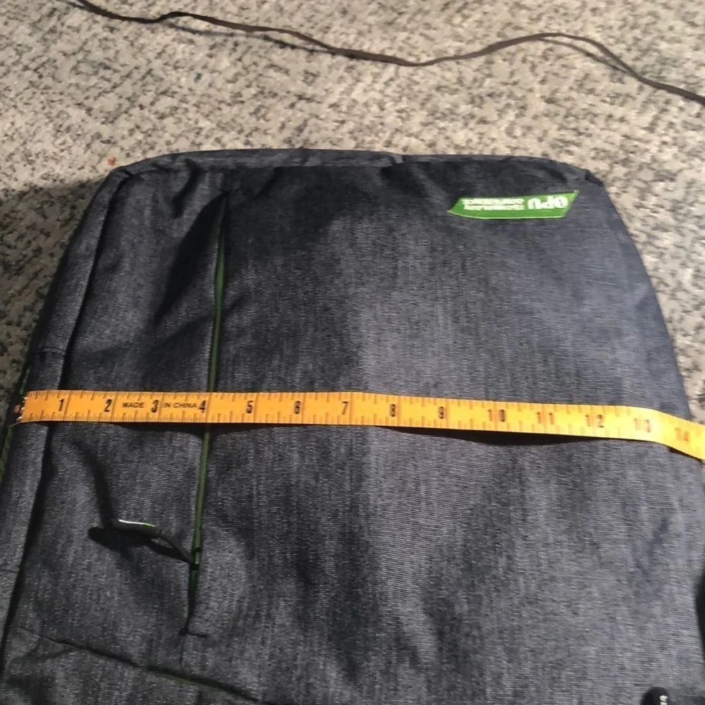 NWOT Bright Green and Gray Laptop Case